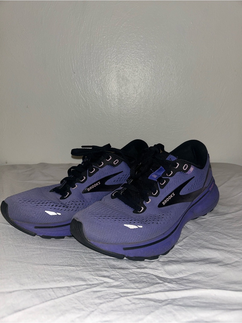 Brooks Ghost 15 Women’s Size 7.5 Purple Black Running Shoes